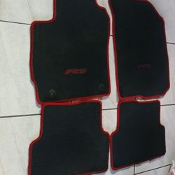 Tapetes Para Carro En Buenas Condiciones $25