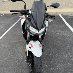 2023 Kawasaki Z400 ABS 1,200 Miles Preowned Great Condition