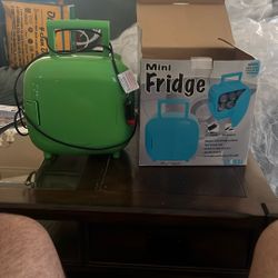 Portable Mini Fridge ( DC Adapter): New 