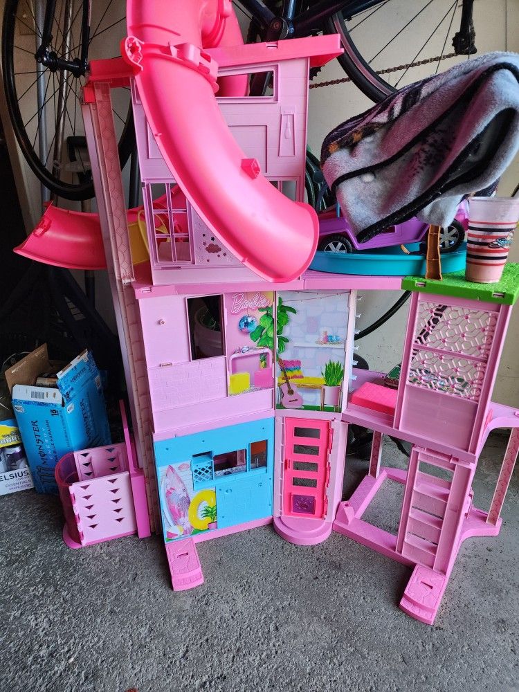 Barbie Dream House