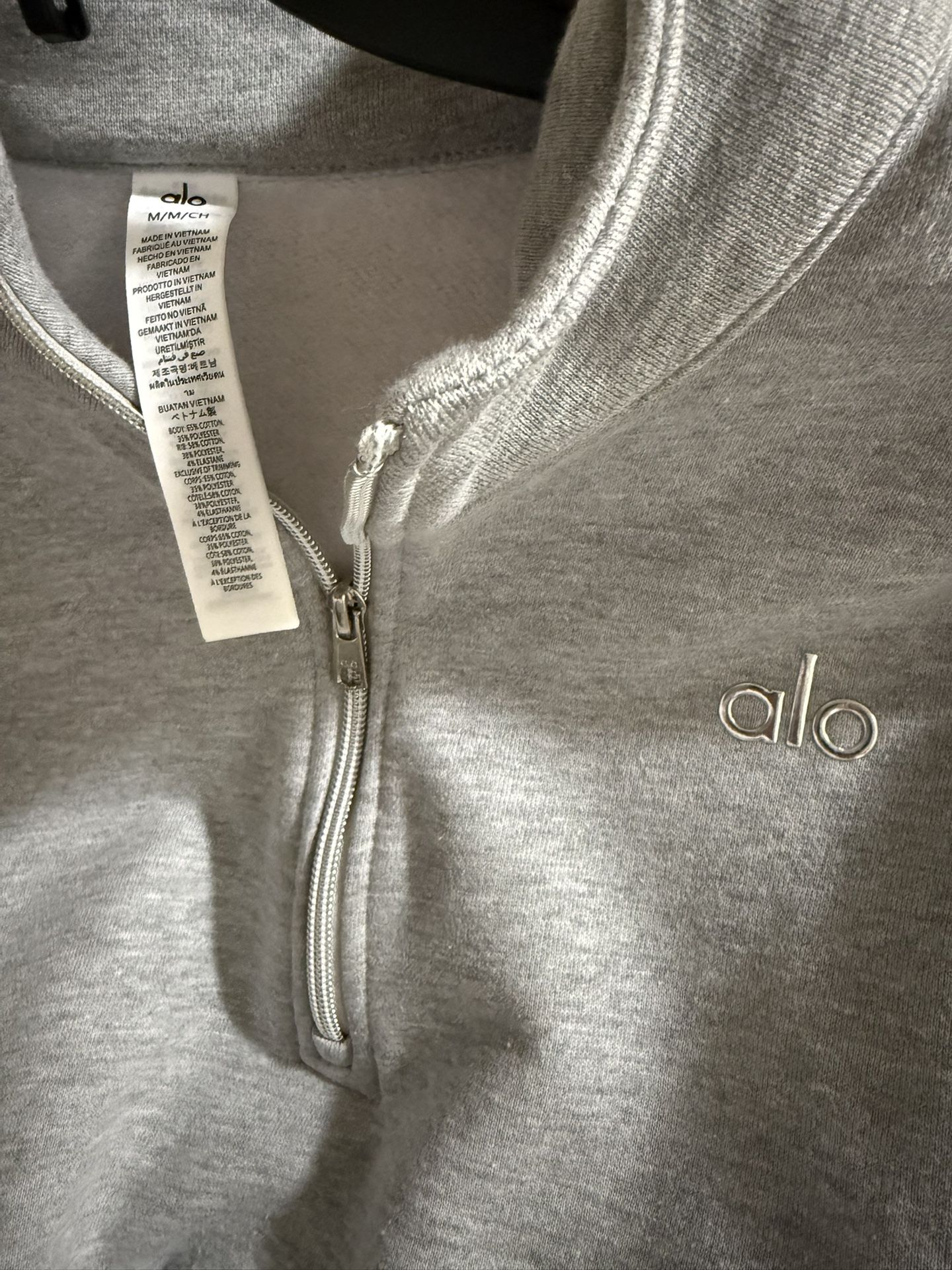 ALO Quarter Zip Medium Sweater