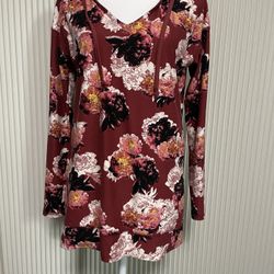Women’s Eliza Hooded Top From LulaRoe