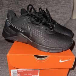 Brand New Nike Shoes 