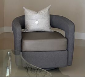 Arm chair