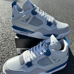 Jordan 4 Retro Military Blue 