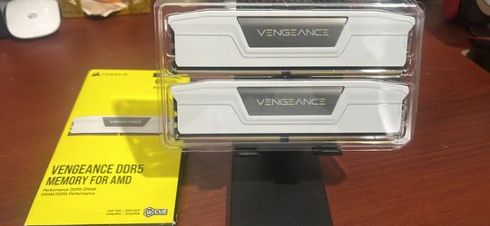Corsair Vengeance DDR5 6000 cl30 RAM Kit White
