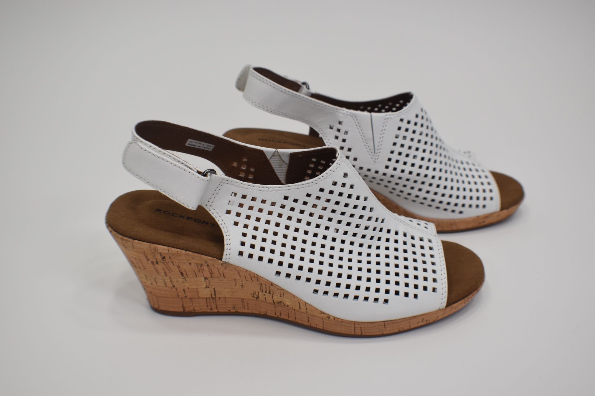  Women’s Rockport Briah Perf Slingback Wedge Sandal US 7.5M White