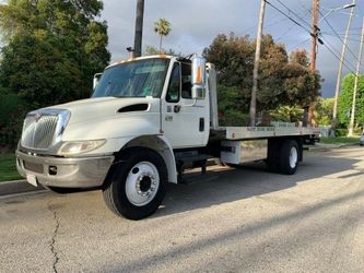 2001 International Grua