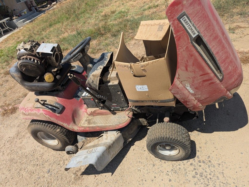 Free Craftan Ride On Lawn Mower For Parts Or Rebuild