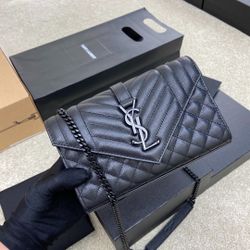 New Beautiful Woman Handbag 