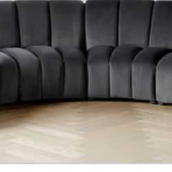 Z Gallerie Jayce 6 PC Sectional - Black