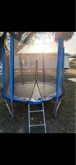Pirecart 8FT Trampoline for Kids Outdoor Round Recreational Trampoline with Enclosure Net, Ladder, 286lbs Weight - Like