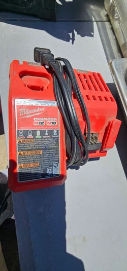 Milwaukee charger m12/m18
