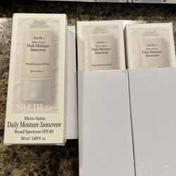 Daily Moisturizer Sunscreen SPF40