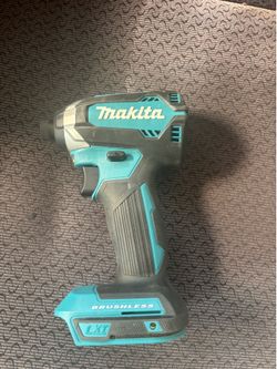 Makita XDT13Z 18V LXT Lithium-Ion Brushless Cordless Impact Driver, Tool Only, Variable Speed