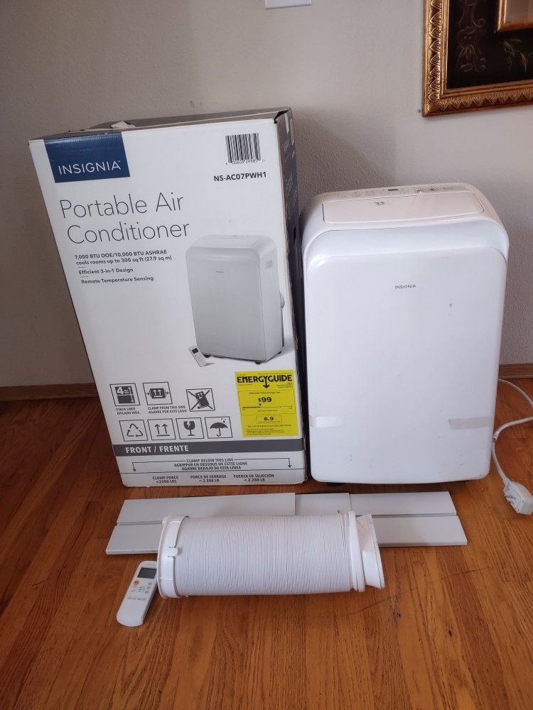 Insignia 12000 BTU Portable AC 