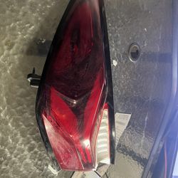2019-22 Chevrolet Blazer Left Tail Light Oem Excellent Condition 