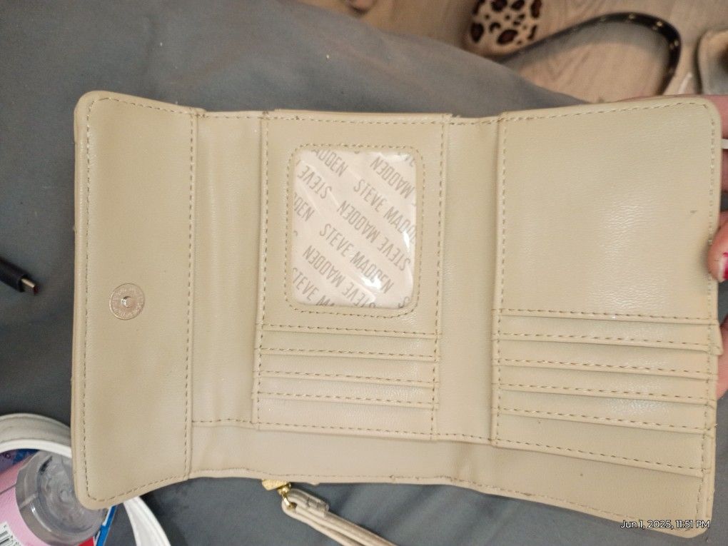 Steve Madden Beige Quilted Wallet