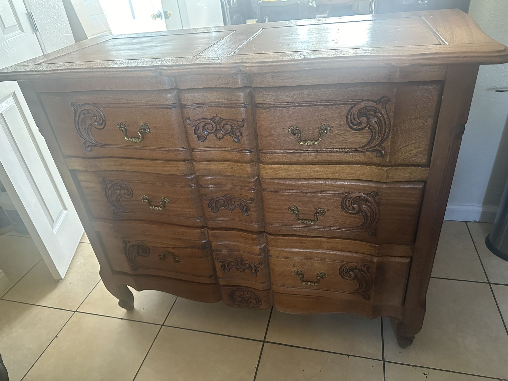 Solid  Wood Dresser