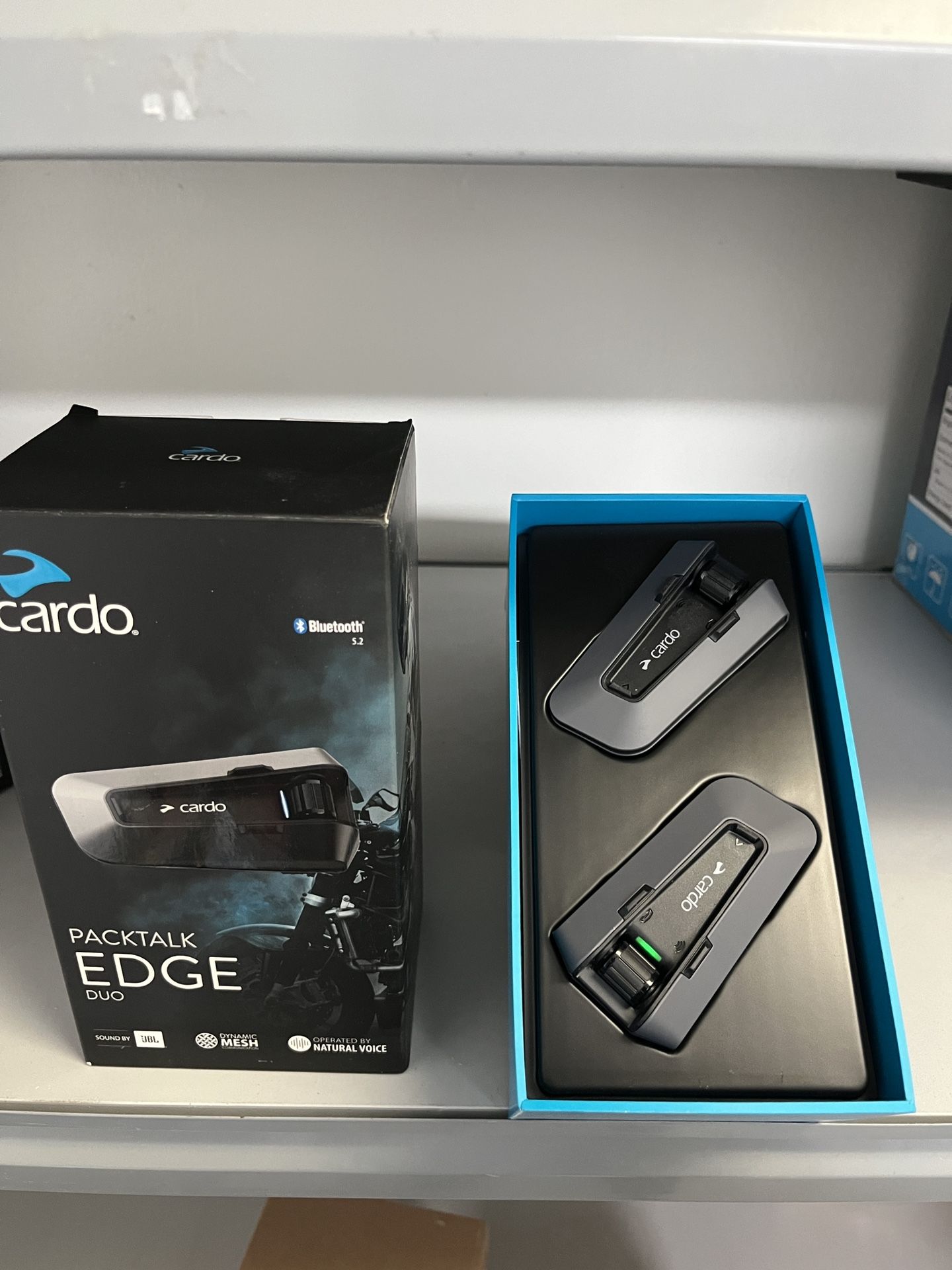 Cardo PACKTALK Edge - Sistema de comunicación Bluetooth para motocicleta, intercomunicador para auriculares, paquete doble