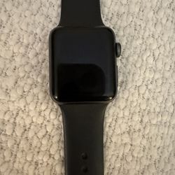 I Watch Series 3 38MM Black Brand New No Scratches No Charger 120