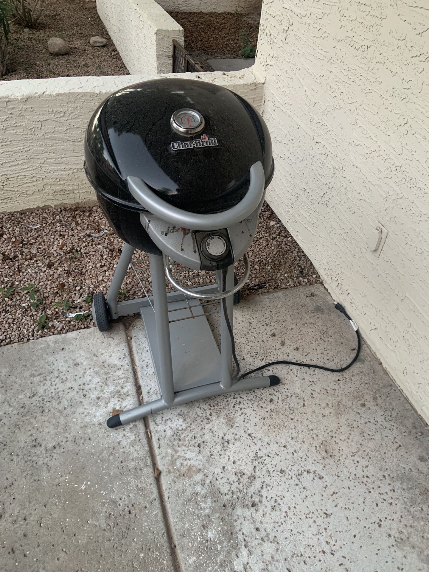 Char-Broil Patio Bistro Electric Grill
