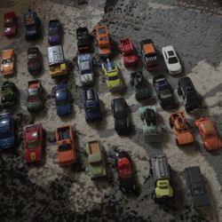 31 Matchbox Brand Toy Cars