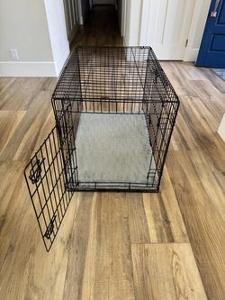 Dog Crate/Kennel with Crate Mat