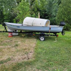 12 FT ALUMINUM BOAT , MOTOR  , TRAILER 