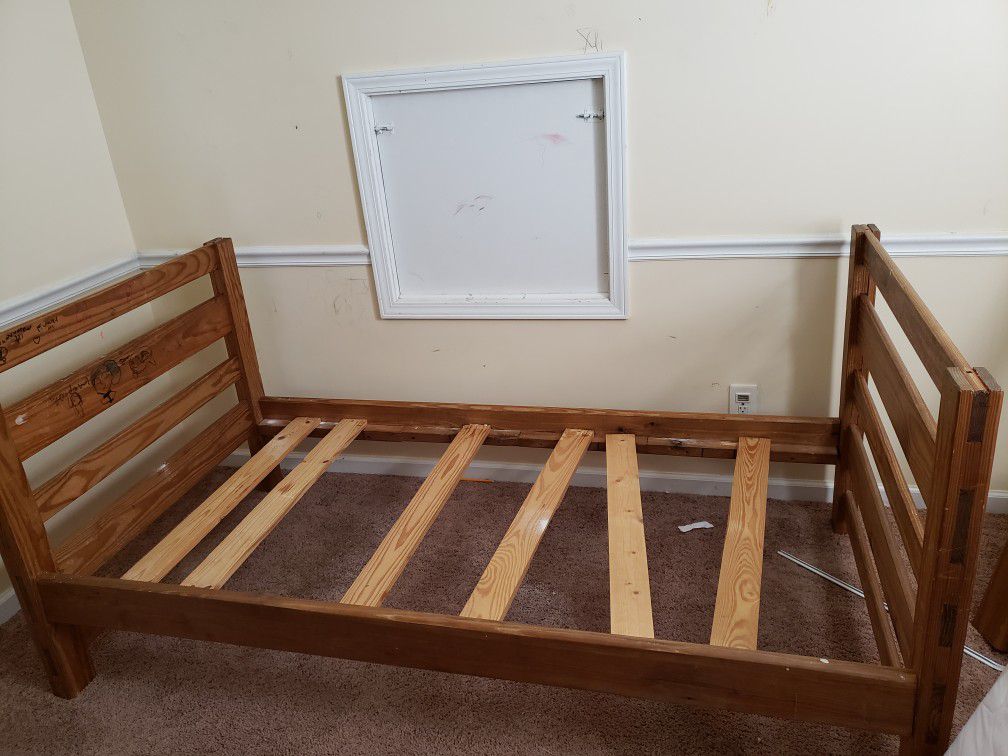 Bunk beds or Twin size beds