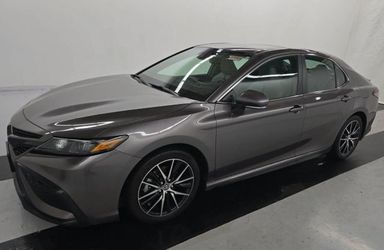 2023 Toyota Camry Hybrid