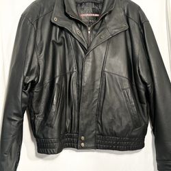 MENS XL BLACK LEATHER JACKET 47TH AVE. AND DOBBINS IN LAVEEN