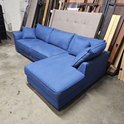 Sectional Sofa 