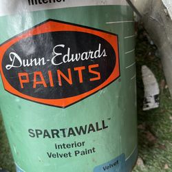 Gallón Of Paint 