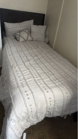 Twin bed