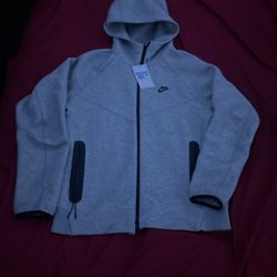 Nike tech brand new with tags medium grey
