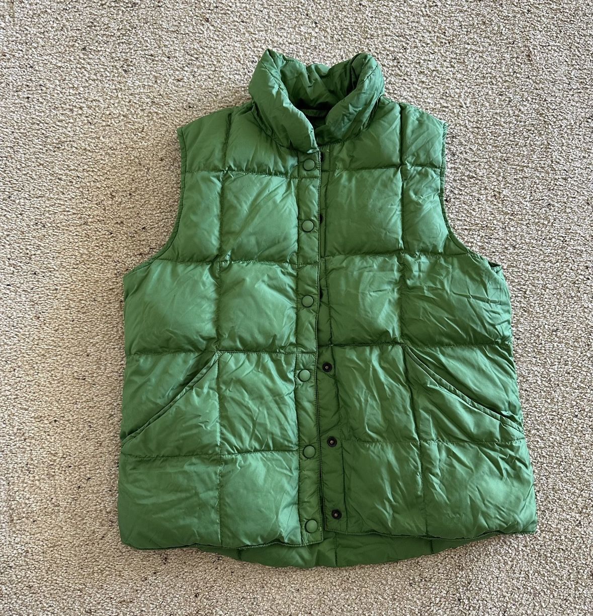 Green Women’s Lands End Goose Down And Feathers Filled Puffer Vest Small S or 6-8