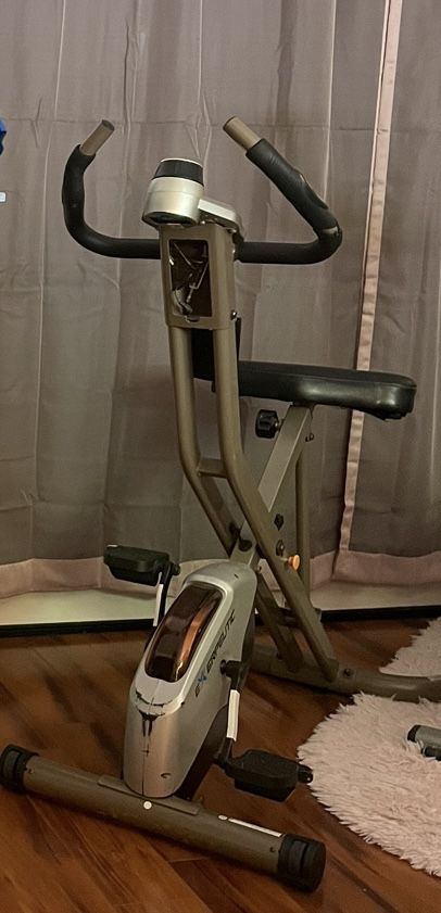 Free Foldable Exercise Bike