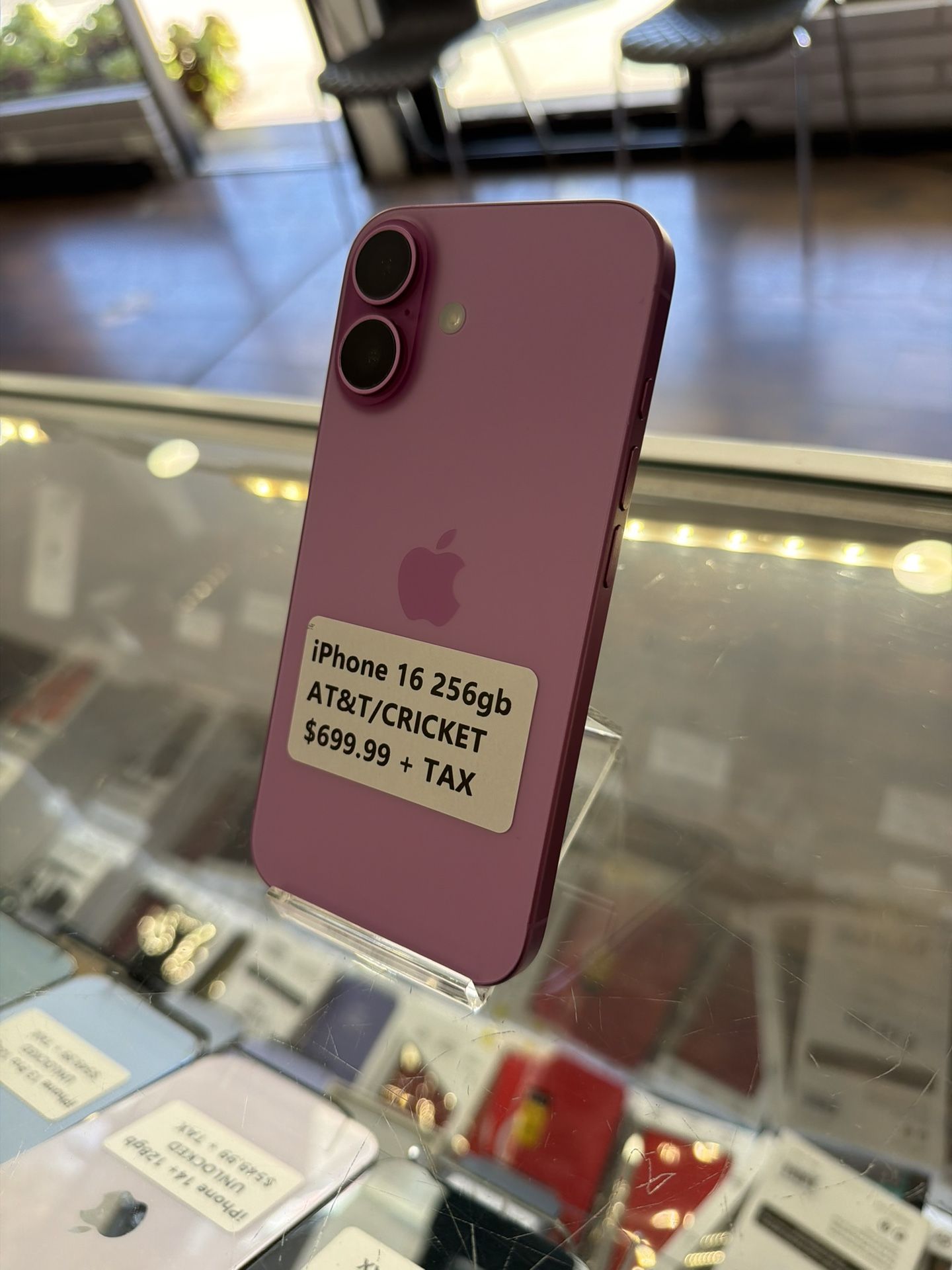 iPhone 16 256gb AT&T/CRICKET
