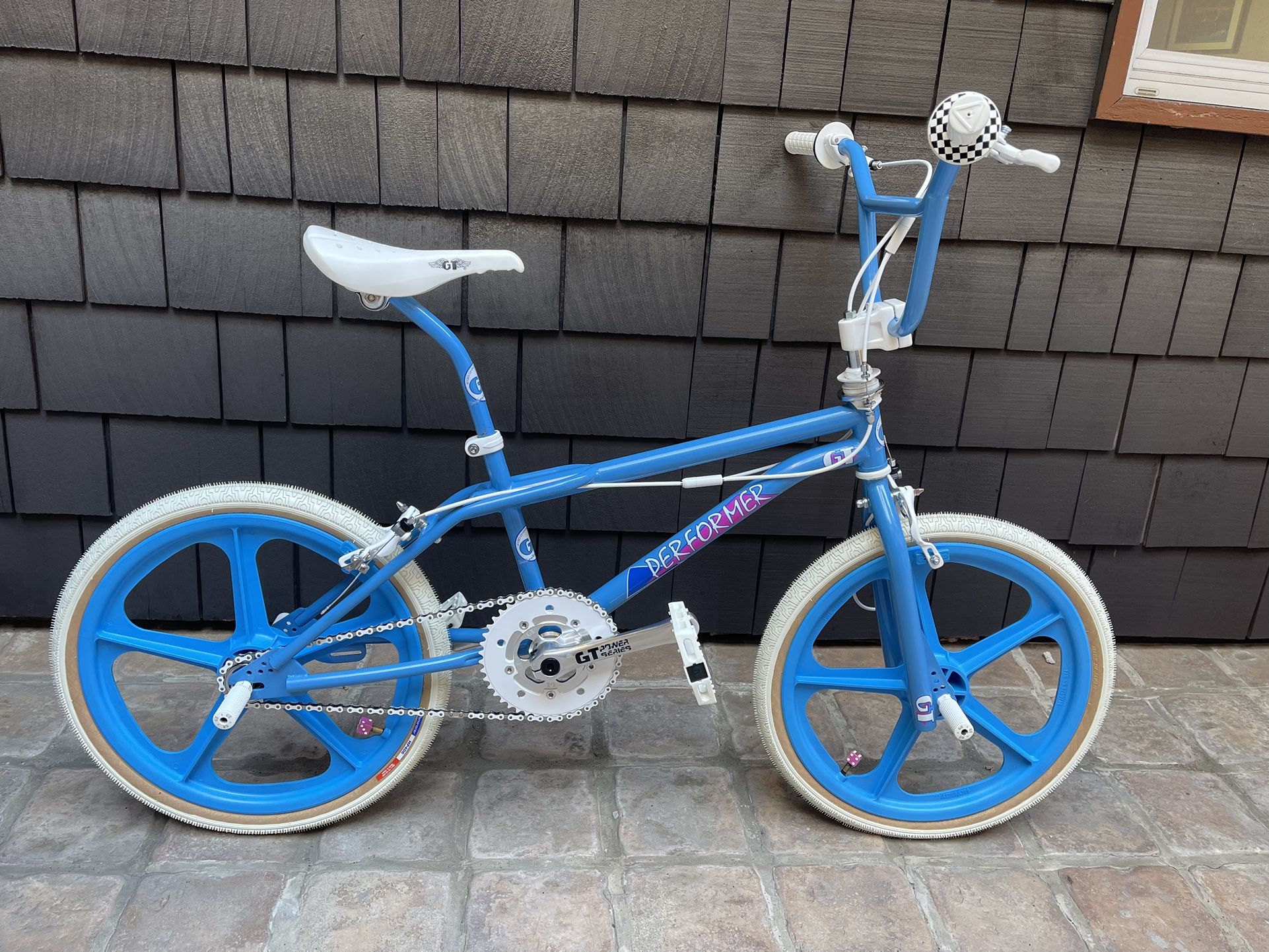 86 GT Performer Freestyle BMX Bike - Maui Blue 