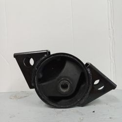 MOTOR MOUNTS INFINITY/NISSAN