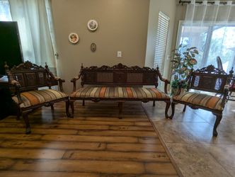 Antique Sofa Set