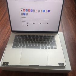 2023 MacBook Air 15 Inch 
