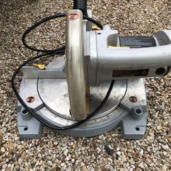 Compound Miter Saw