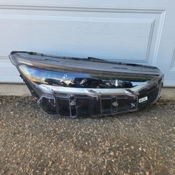 2021 - 2024 Ford Mustang Mach-E Headlight LED Oem Passenger Side 