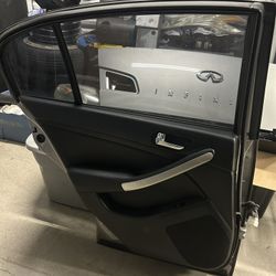 G35 Complete Doors Sedan