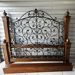 WROUGHT IRON KING SIZE BED FRAME