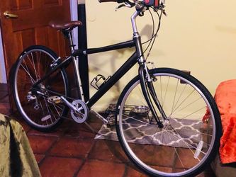 Bike Cafe 7 Hydraformed  Aluminum. Very Lightweight.. Nice Bike