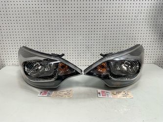 2012 2017 KIA RIO SEDAN HEADLIGHT LAMP PAIR OEM