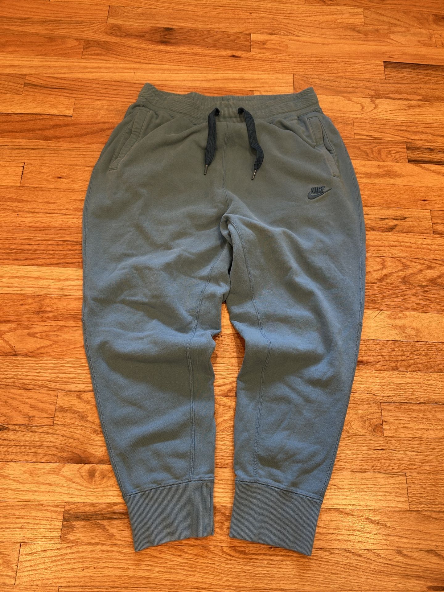 Nike Tech Sweatpants Size Large